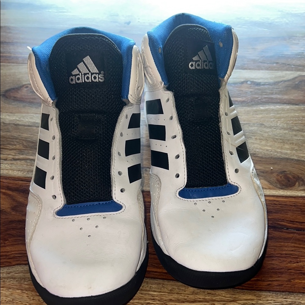 Adidas White and Black Sneakers with Blue Accents size 7.5 men’s need laces